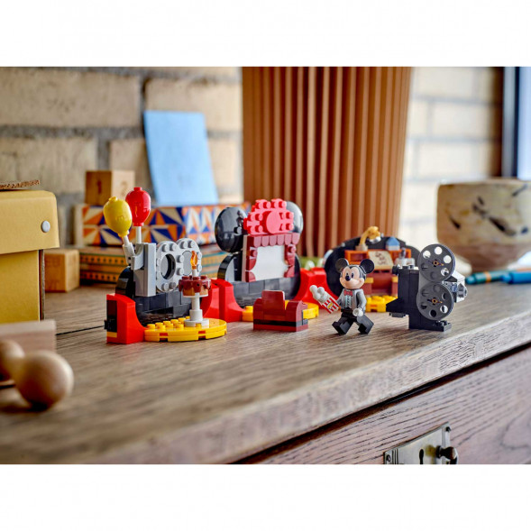 Конструктор LEGO Disney 40600 Празднование 100-летия Дисней в Перми