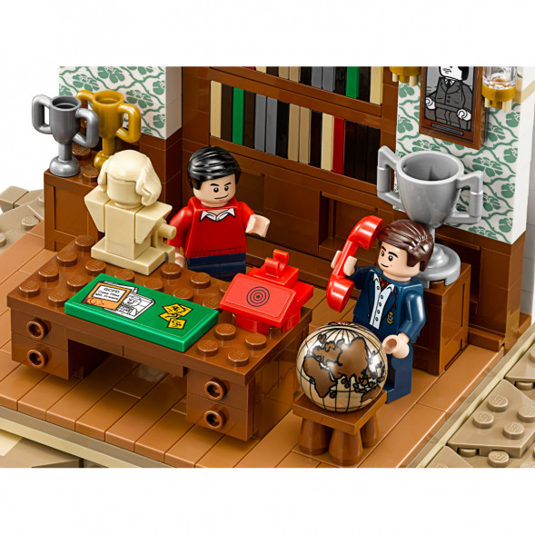 Конструктор LEGO Коллекционные наборы 76052 Логово Бэтмена в Перми