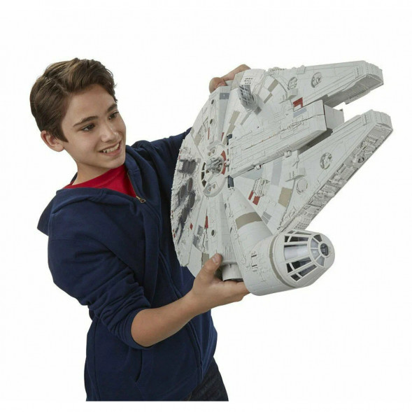 Игровой набор Star Wars (Hasbro) Флагманский космический корабль Звездных войн (B3678) в Перми