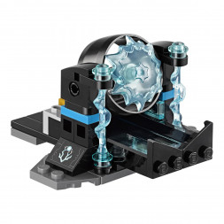 Конструктор LEGO Super Heroes 76102 Война бесконечности: В поисках оружия Тора