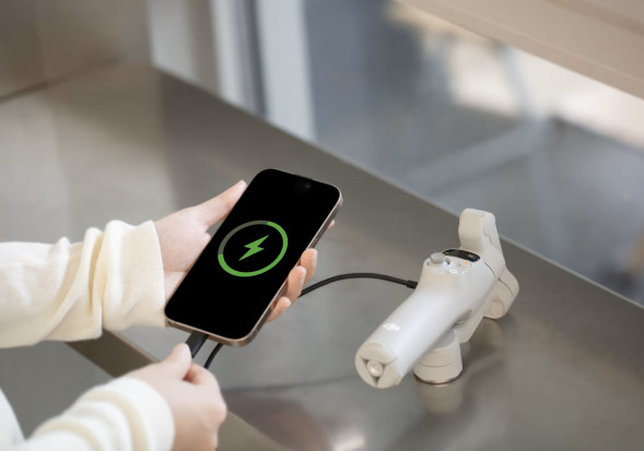 Электрический стабилизатор для смартфона DJI Osmo Mobile 7 в Перми