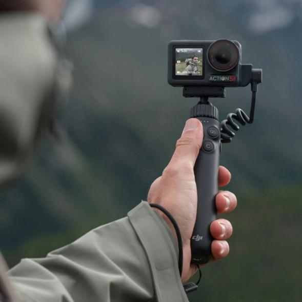 Многофункциональная зарядная ручка DJI Osmo Action в Перми