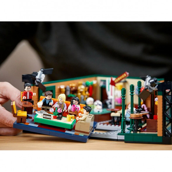 Конструктор LEGO Ideas 21319 Центральный парк Кафе Друзей в Перми