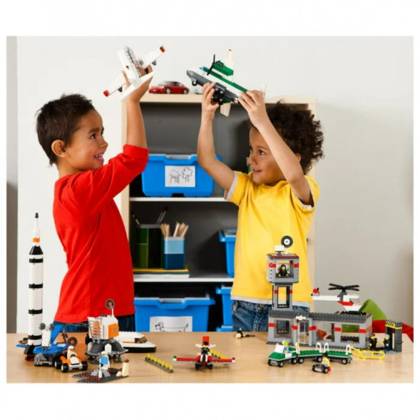 Конструктор LEGO Education 9335 Космос и аэропорт  в Перми