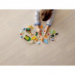 Конструктор LEGO Toy Story 10768 Приключения Базза и Бо Пип на детской площадке