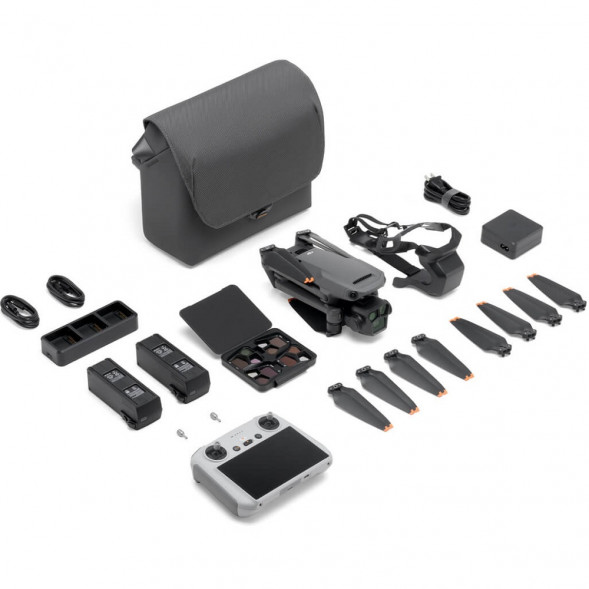 Квадрокоптер DJI Mavic 3 Pro Fly More Combo (DJI RC) в Перми